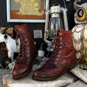 Vintage Women’s Justin Lace Up Boots.